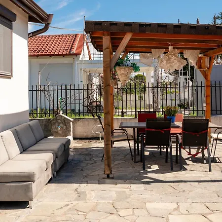 Omonia House 2 Holiday home *