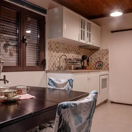 Holiday home Omonia House 2 *
