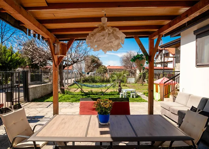 בית נופש Omonia House 2