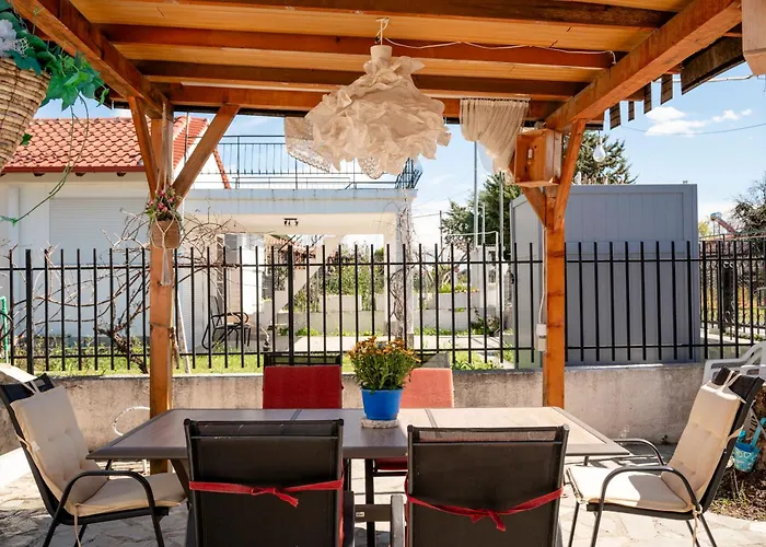 Omonia House 2 *