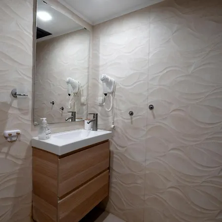 Omonia House 2 펜션